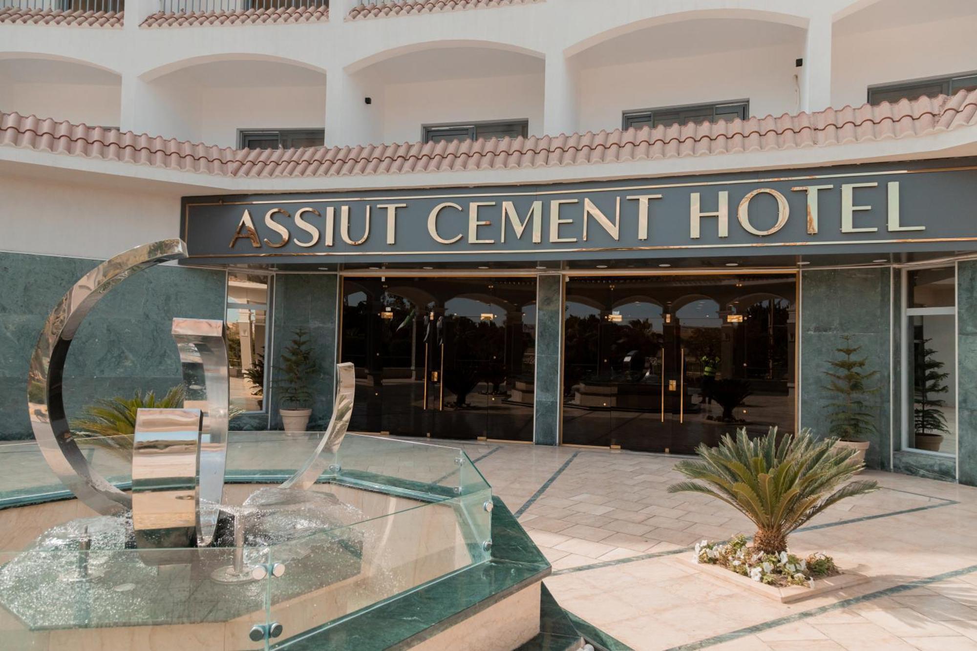 Assiut Cement Hotel Exteriör bild